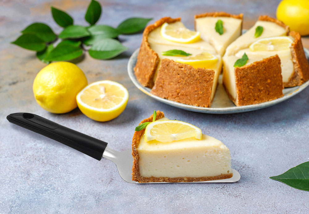 cake shovel 13