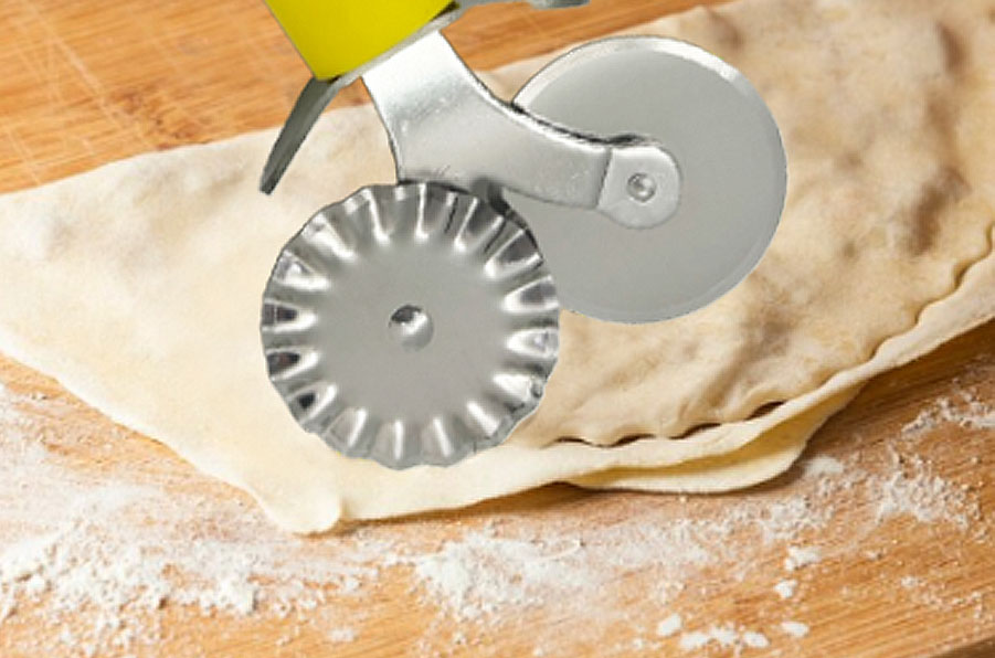 pizza cutter small 10